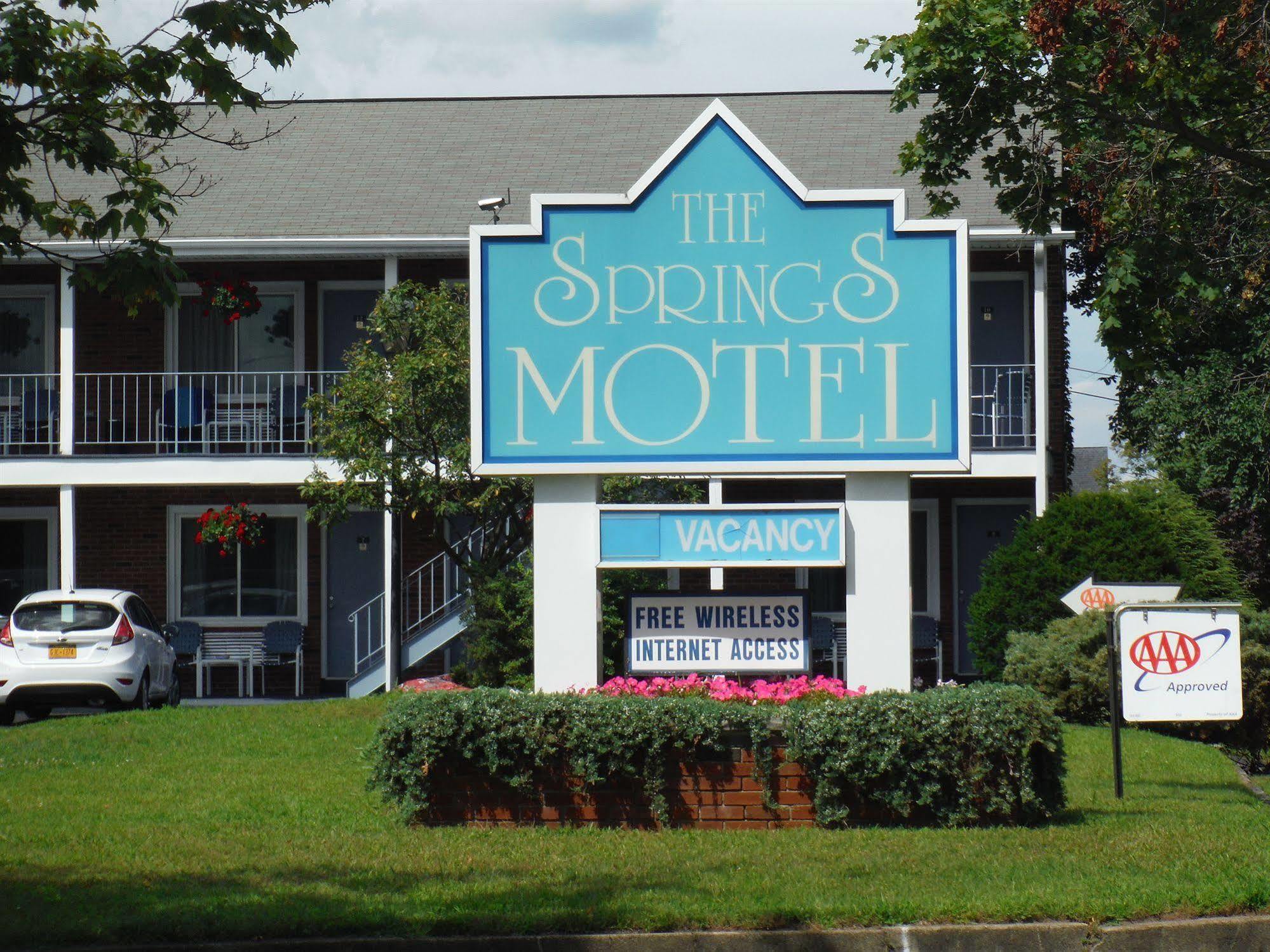 The Springs Motel Саратога-Спрингс Экстерьер фото